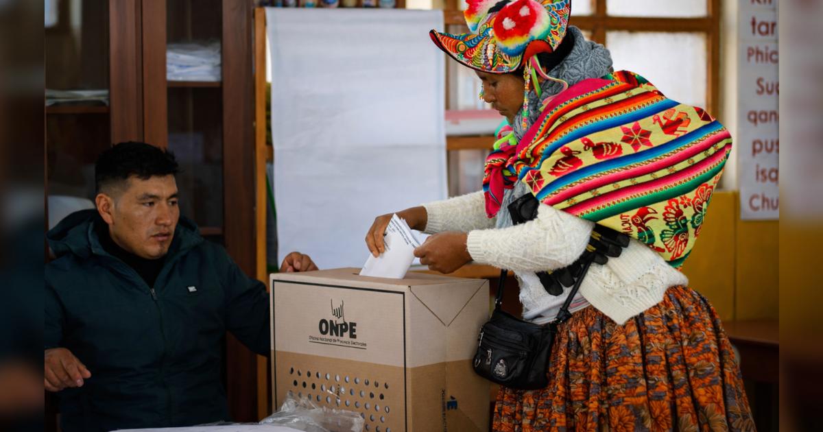 Racismo en redes marca disputa electoral: “Pensar distinto no te da ...