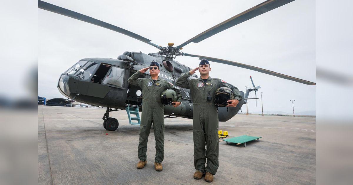 Mindef presenta el "Papacóptero FAP" que trasladará al Papa León XIV durante su visita al Perú