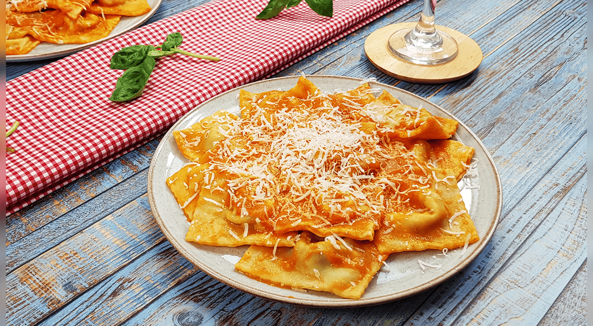 Receta ravioles de espinaca con ricotta con salsa bolognesa | Buenazo | La  República