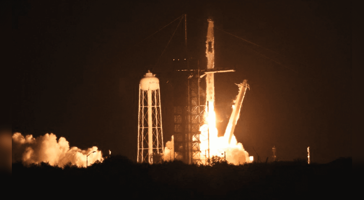 Space X Lanza Tercera Misión Tripulada Hacia Estación Espacial ...