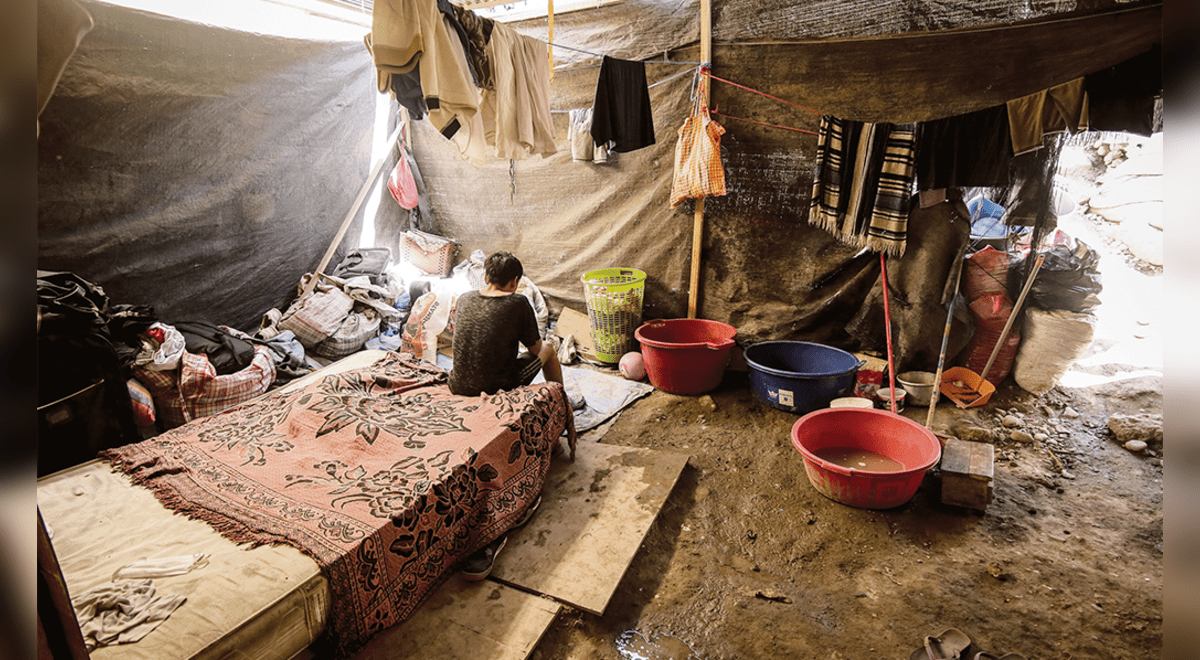 World Bank: about 60% of households lack one or more basic services