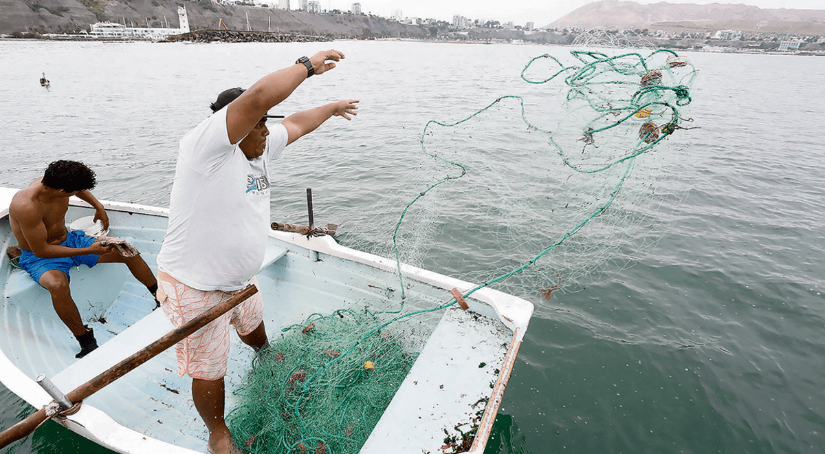 Fishermen are key in the 5 nautical mile law