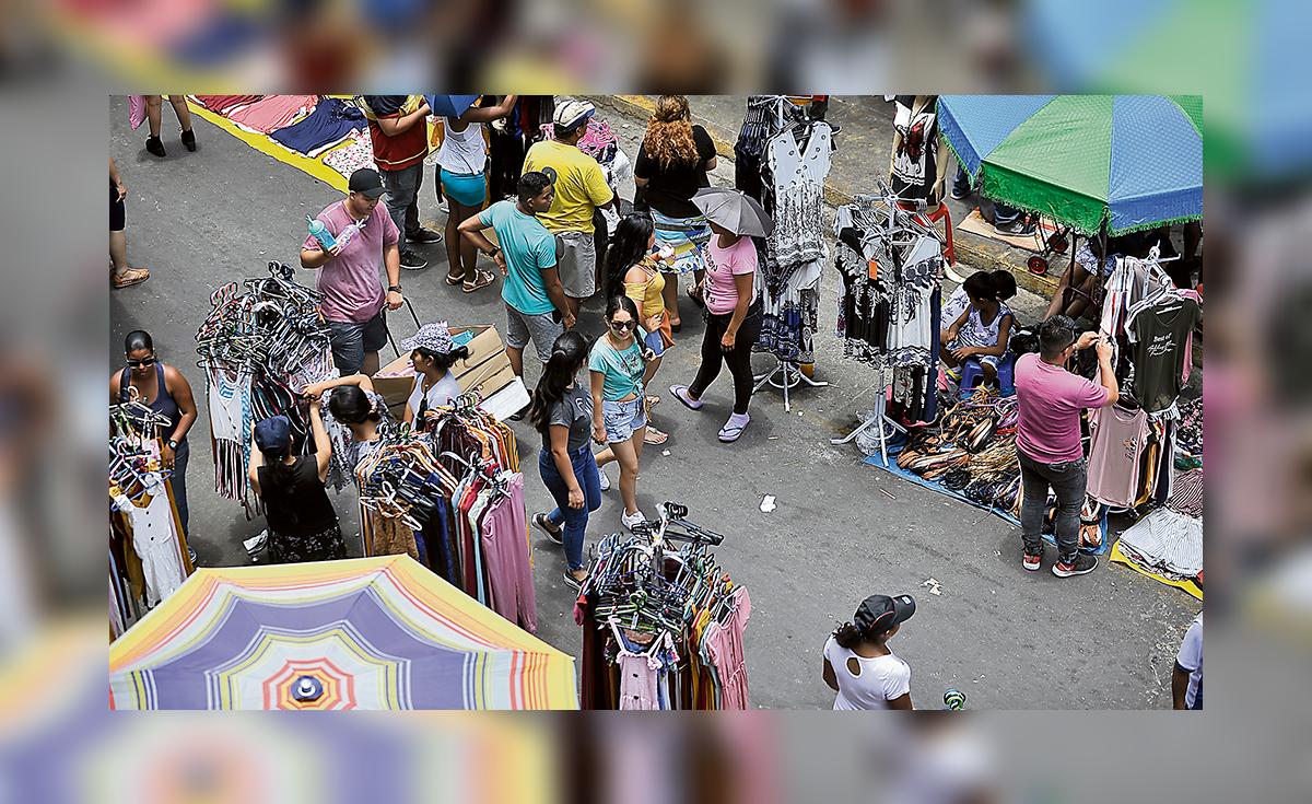 La Victoria: ambulantes no salen de las calles de Gamarra pese a ...