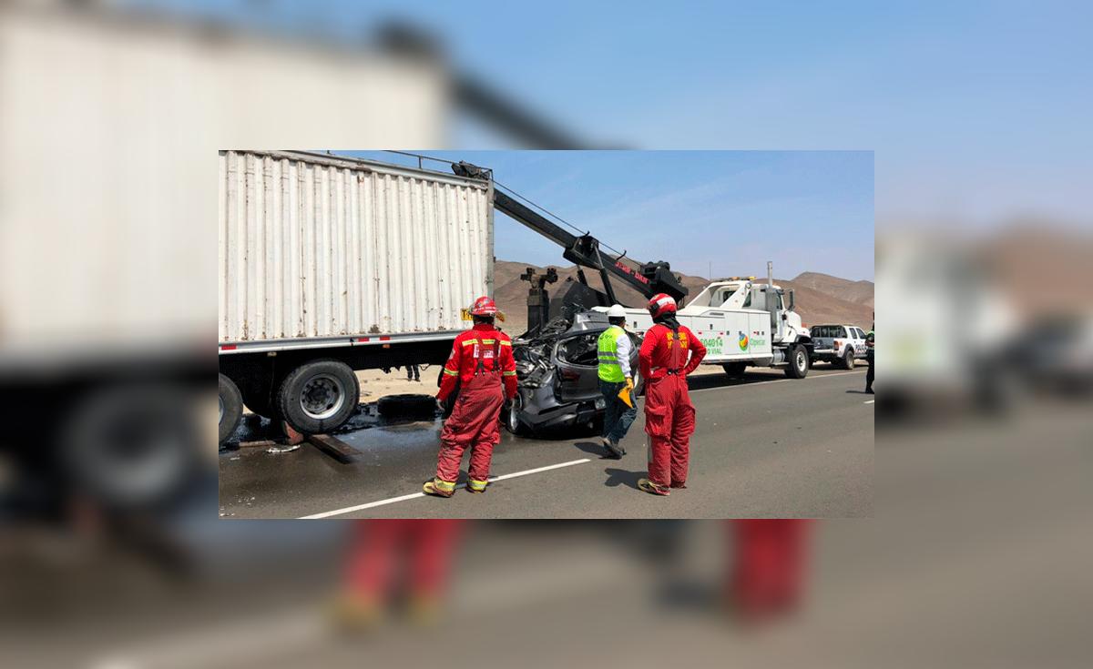 Huarmey: choque entre camioneta y trailer deja cuatro muertos en ...