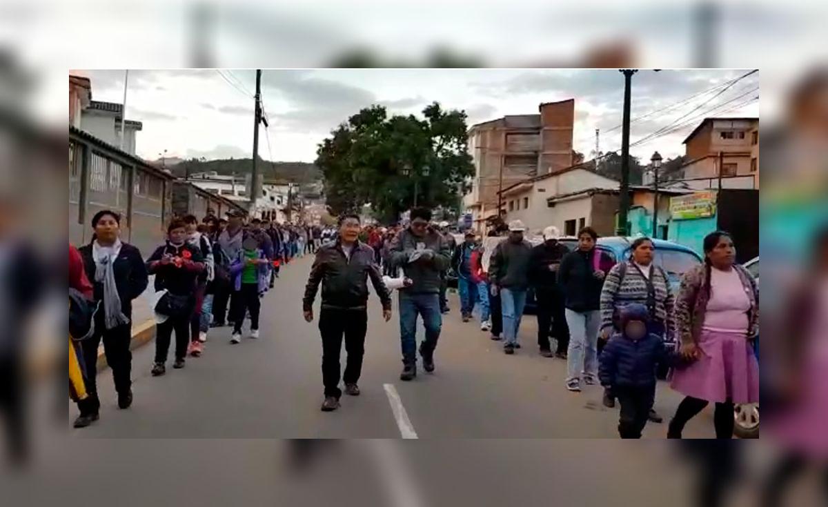 Cusco: Pobladores se movilizan contra el alza de las tarifas de agua y ...
