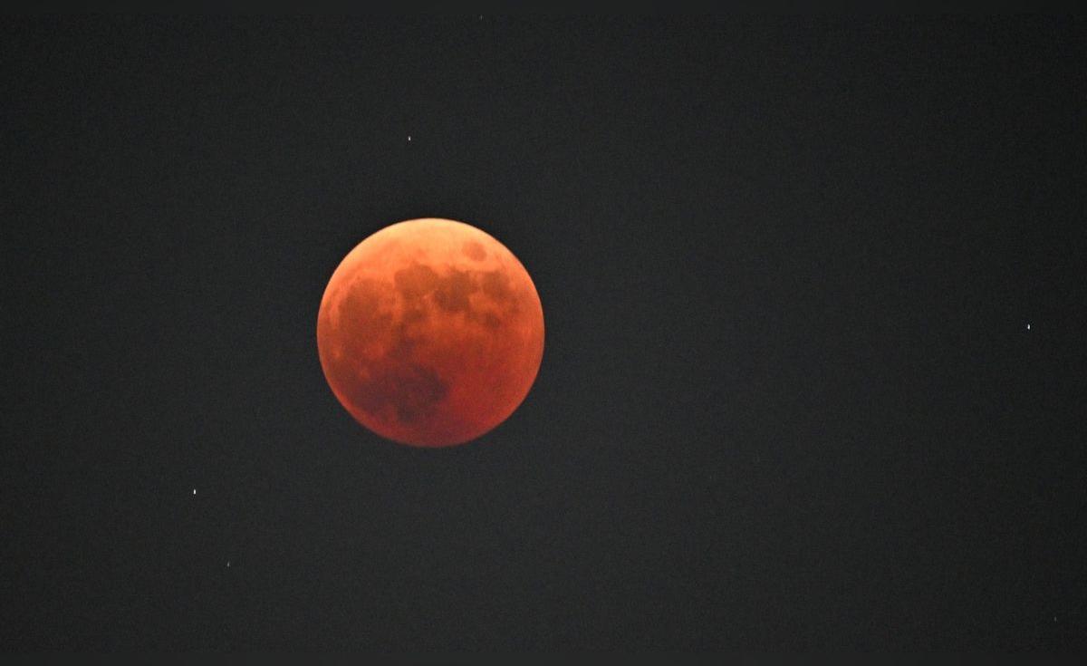 Eclipse lunar | Así se vio el eclipse lunar total este 8 de noviembre ...