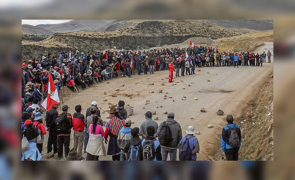 Corredor Minero del Sur sigue bloqueado por manifestantes de Cusco ...
