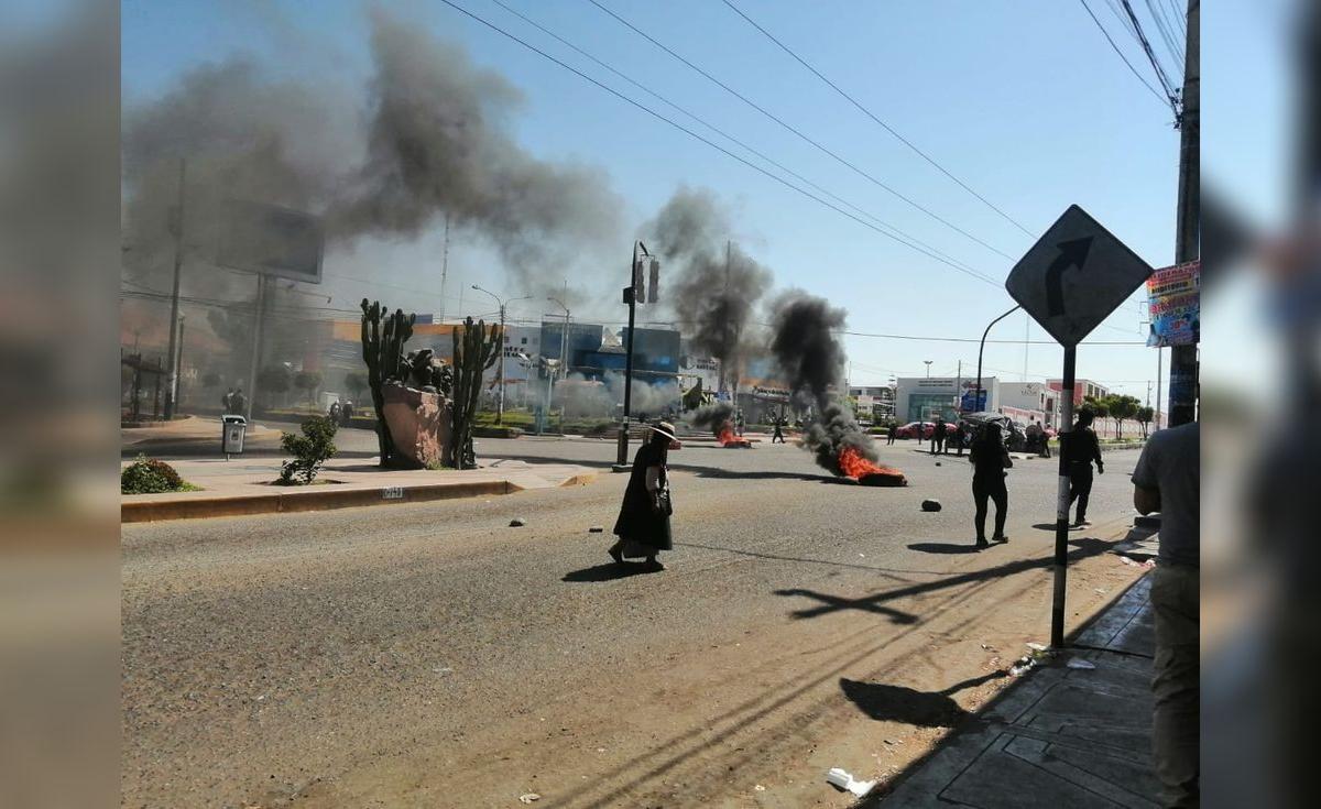Paro en Tacna: Manifestantes bloquean acceso a la frontera con Chile ...