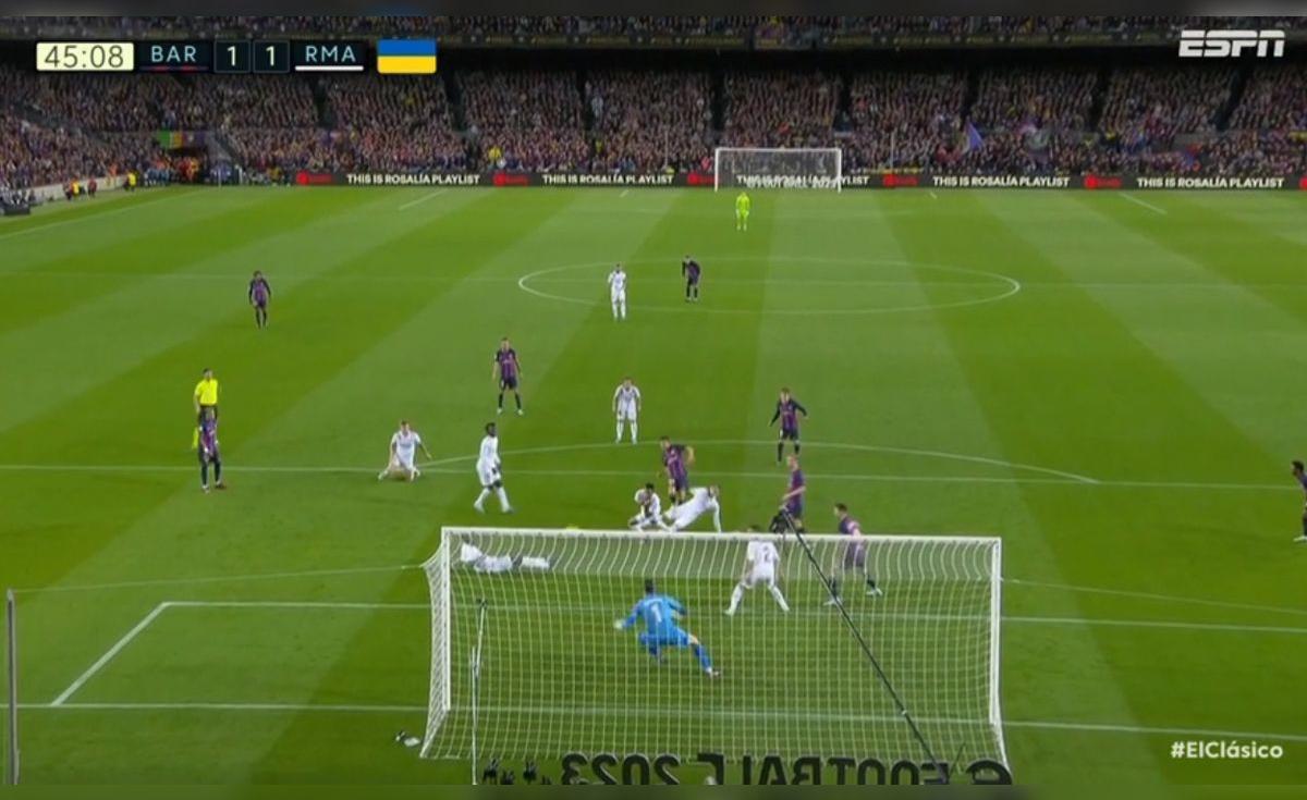 Gol Barcelona vs. Real Madrid: Sergio Roberto venció a Thibaut Courtois ...