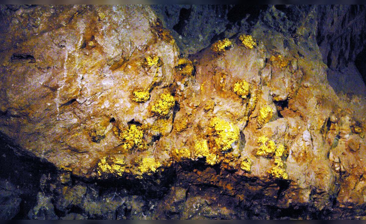 El lugar inaccesible donde podría esconderse el 99% del oro de la ...