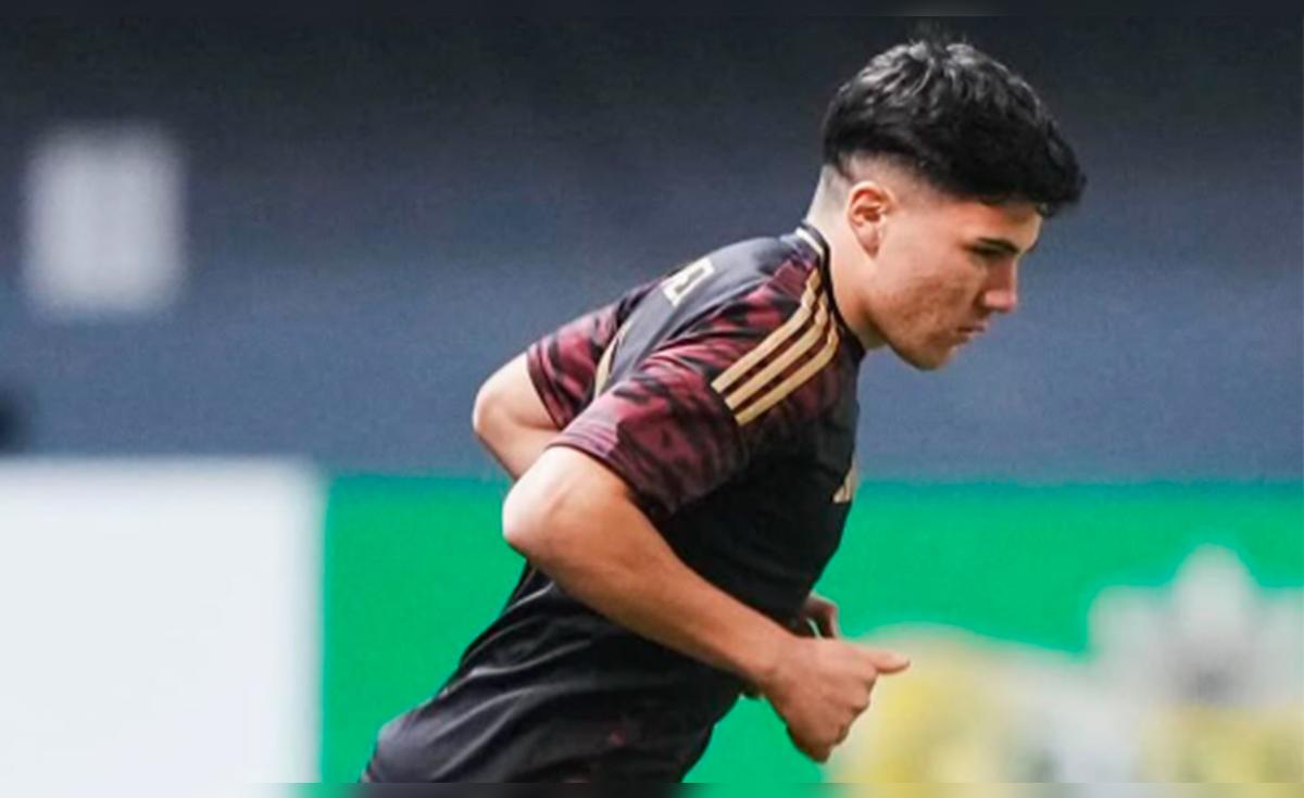Felipe Chávez reveló que entonó una canción de Alianza Lima durante su paso por la selección peruana: "Es el club favorito de mi padre"