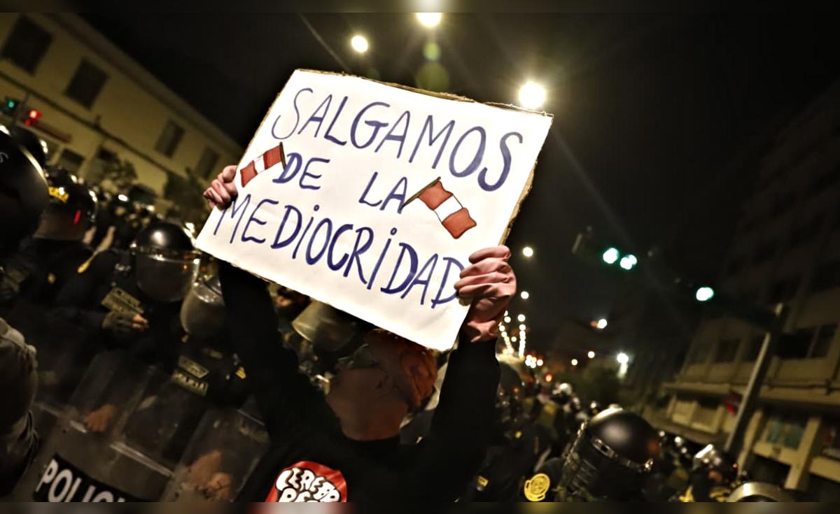El 64% del Perú apoya las marchas de la – El reportero andino
