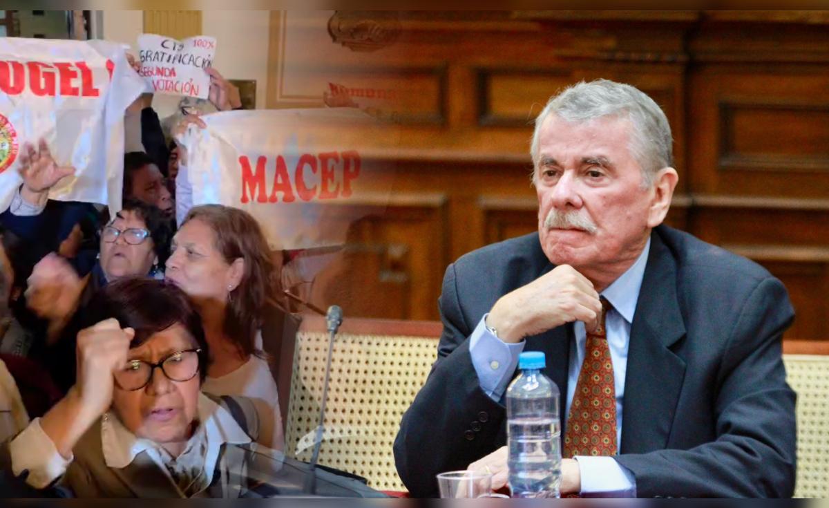 Docentes del Sutep protestan dentro del – El reportero andino