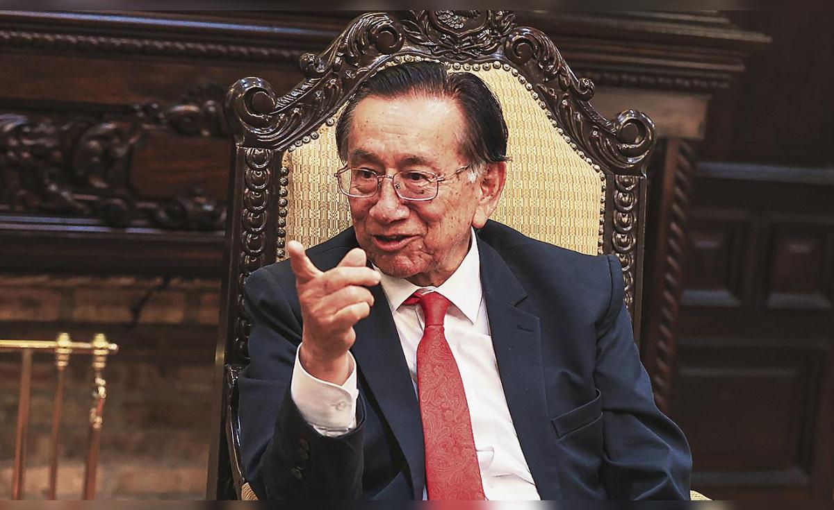 Al mismo estilo que con las universidades: Balc&aacute;zar present&oacute; 7 proyectos de ley para crear institutos sin financiamiento