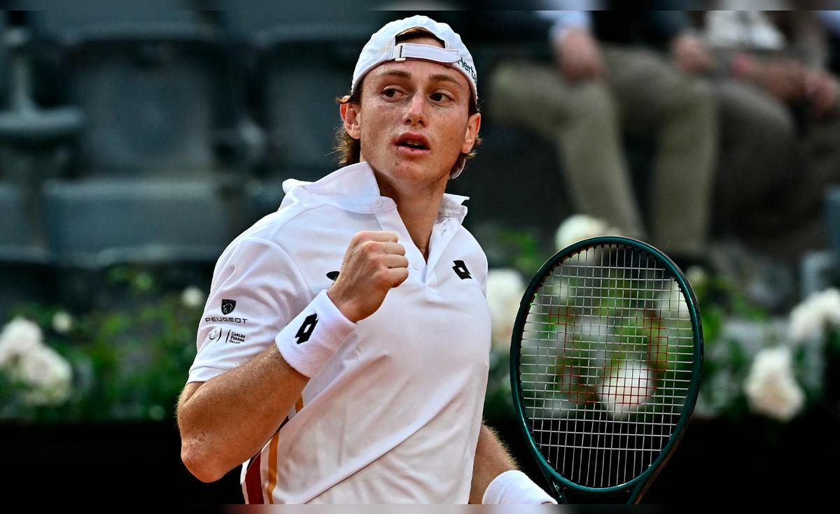 Ignacio Buse logra el mejor triunfo de su carrera: el peruano eliminó al vigente campeón Flavio Cobolli en el ATP 500 de Hamburgo