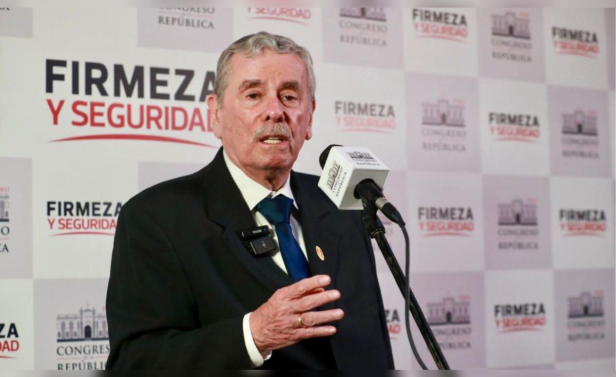 Congress: Alert that Fernando Rospigliosi tried to prevent reconsideration of impunity law