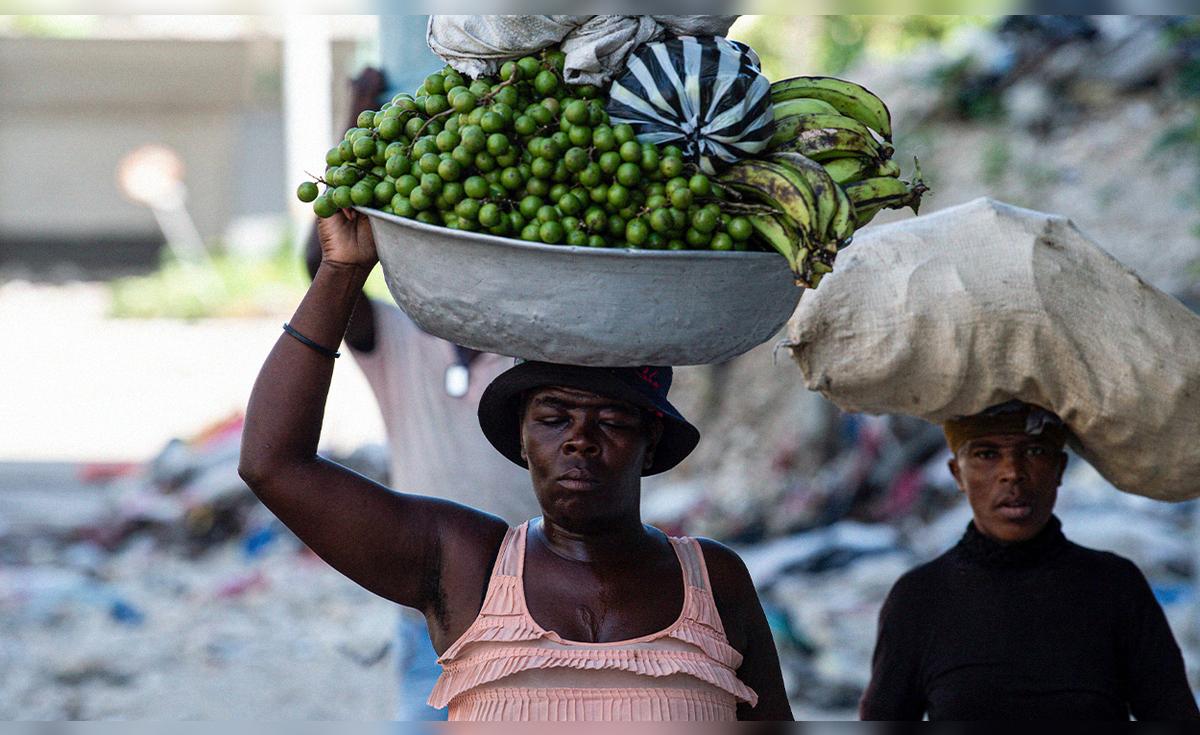 Bất an về an ninh lương thực ảnh hưởng đến Mỹ Latinh, đặc biệt nghiêm trọng tại Haiti theo báo cáo của các tổ chức Liên Hợp Quốc (Anh: La inseguridad alimentaria golpea a América Latina, pero en especial a este país, según informe de organismos de la ONU).