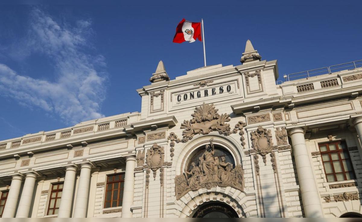 Xung đột lợi ích trong bầu chọn chủ tịch Thượng viện Peru làm dấy lên lo ngại về tính công bằng của kết quả bầu cử (Mesa directiva del Senado: En caso de empate reiterativo, fujimorismo no tendría voto dirimente).