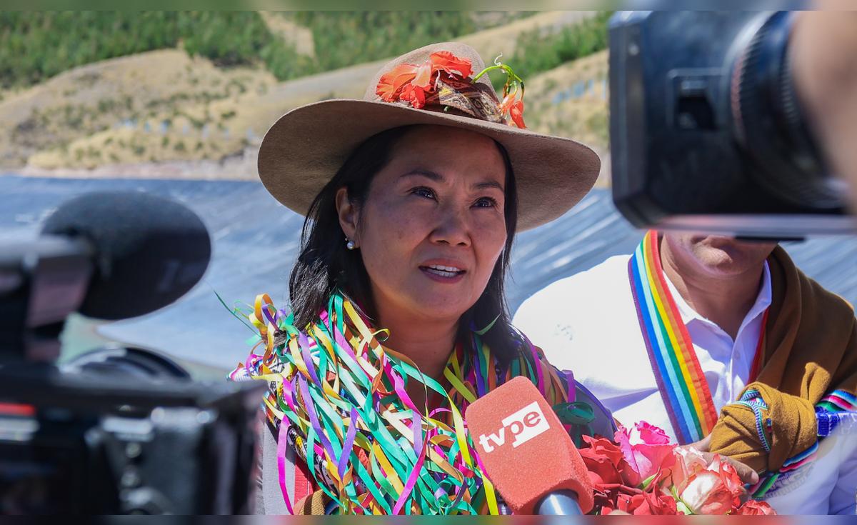 IEP: Desaprobación de Keiko Fujimori alcanza el 49% mientras el Congreso cae al 20% de respaldo