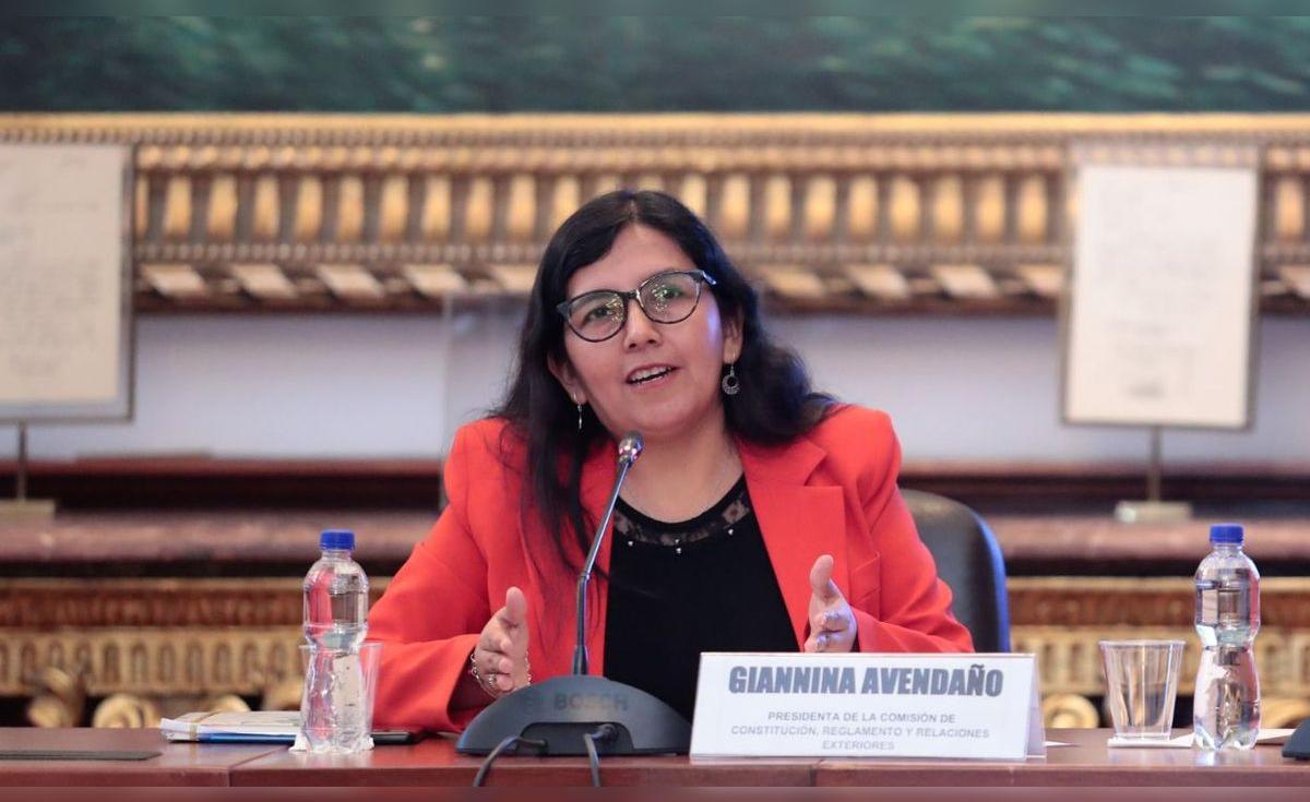 Comisión de Constitución aún no tiene fecha para debatir pedido de facultades