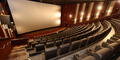 ¿Cuál es el mejor asiento en una sala de cine, según los expertos?