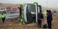Bus de ruta Huaral - Lima sufre volcadura en variante Pasamayo: pasajeros escaparon por las ventanas