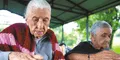 Adultos mayores de 65 años no deberían ducharse a diario: expertos recomiendan hacerlo dos o tres veces por semana