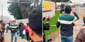 Postulante llega tarde a examen de admisión de la PUCP, padres apoyan para que lo dejen ingresar y redes bromean: “En la UNMSM no pasa eso”