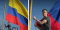 Daniel Quintero, precandidato presidencial, colocó la bandera de Colombia en Santa Rosa: "Es nuestro territorio"