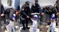 Facebook: niño regala golosinas a policías para que sigan luchando contra la delincuencia [VIDEO]