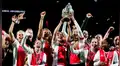 Ajax: Edwin van der Sar firma convenio que beneficia al equipo femenino