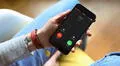 ¿Cómo programar una autollamada en los teléfonos iPhone y Android?