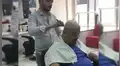 YouTube Viral: Le hizo broma a su barbero y todo terminó mal [VIDEO]
