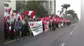 Trabajadores de Ripley, Saga Falabella y Cencosud exigieron el cumplimiento de sus derechos laborales ante Embajada de Chile