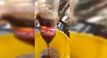 Vía Facebook: Roedor aparece dentro de envase de Coca Cola y miles se aterran [VIDEO]