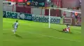 Insólito: ‘picó’ un penal y se fue expulsado por festejar [VIDEO]