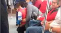 Facebook Viral: Opiniones divididas tras ver como un mujer hacía orinar dentro de botella a su bebé en el tren [FOTO] 