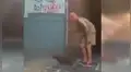 Anciano en bastón y su perro son captados en conmovedor momento rumbo al parque [VIDEO]