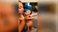 Bebé tiene insólita reacción al ver que su mamá degusta exquisito platillo y no le invita su comida [VIDEO]