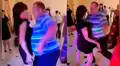 Facebook: mujer pilla a su esposo bailando sensualmente con otra chica y reacciona de la peor manera [VIDEO]