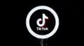 TikTok: descubre cómo activar el filtro secreto que reemplaza al aro de luz