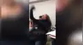 Sufre ‘ataque de risa’ en plena  clase y esto es lo que hace su amiga para callarla [VIDEO]