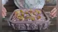 Peruanos prueban turrón que cuesta 100 soles y así luce el costoso postre