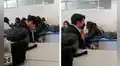 Alumno reza el padre nuestro por petición de su profesor y escena genera controversia en redes