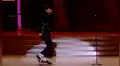 Gato hace el ‘paso lunar’ de Michael Jackson, según usuarios y causa furor en redes [VIDEO]