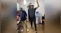 Papá e hijo bailan al ritmo de de Wisin y Yandel y causa furor en las redes sociales [VIDEO]
