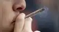 Fumar marihuana causa más daño a los pulmones que el tabaco, sugiere estudio