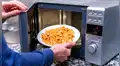 Conoce los alimentos que no deberías calentar en un horno microondas