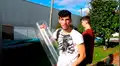Reemplazan Mentos por bicarbonato, lo mezclan con Coca Cola y obtienen resultado aún más increíble [VIDEO]