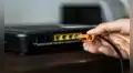 ¿Sabes para qué sirve la entrada USB que se encuentra en la parte trasera del router?